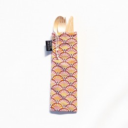 Couverts en bois avec pochette en coton - Motif Yona