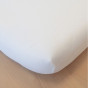 Matrasbeschermer + hoeslaken 2 in 1 voor babybed 90 x 190 cm - wit
